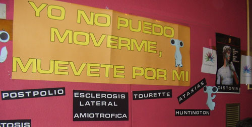 yo no puedo moverme, muevete por mi